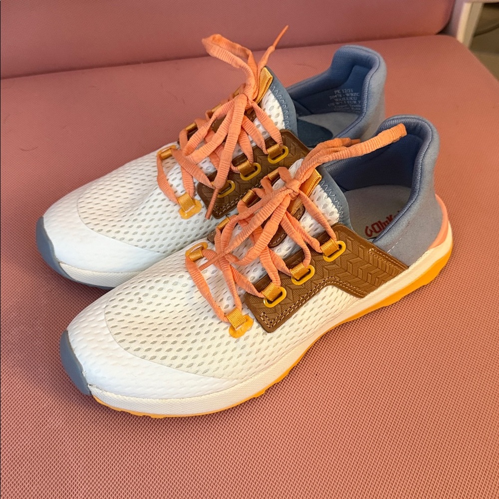 Olukai Wailuku Women’s Athletic Sneaker
Women’s size 7.5